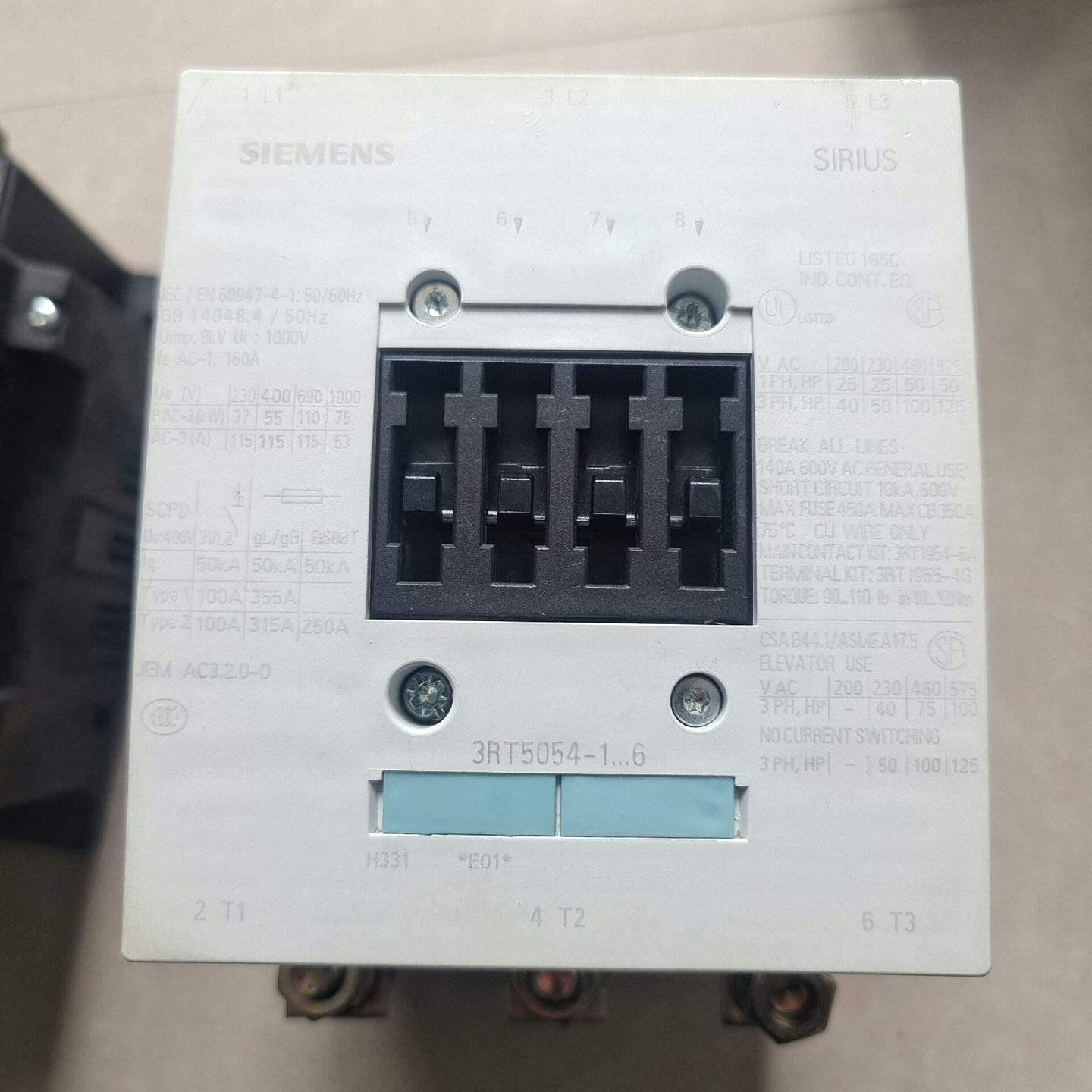 接触器 3RT5054 220V 成色不错 功能正常