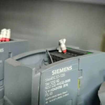 6ES7232-4HD32-0XB0 PLC模块 实物