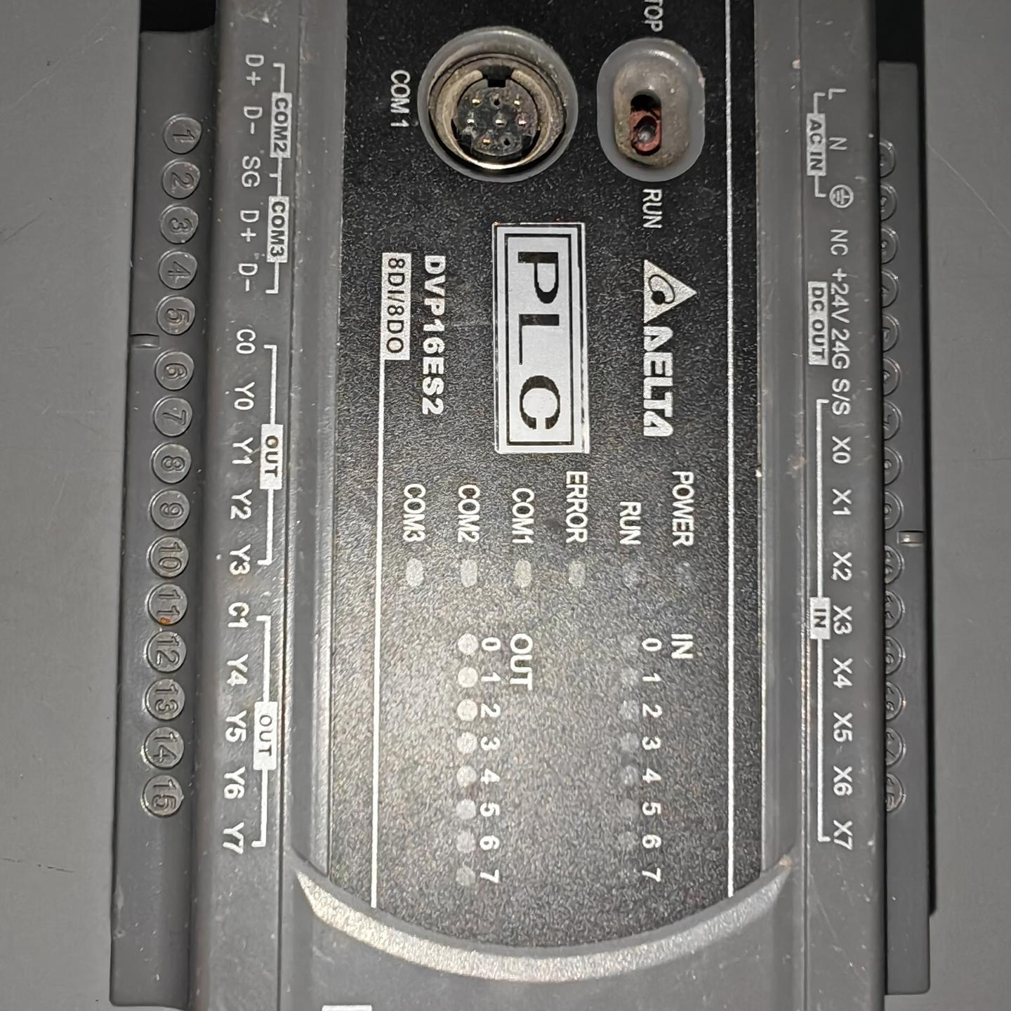 台达编程PLC DVP16ES200R 成色如图 功能正常