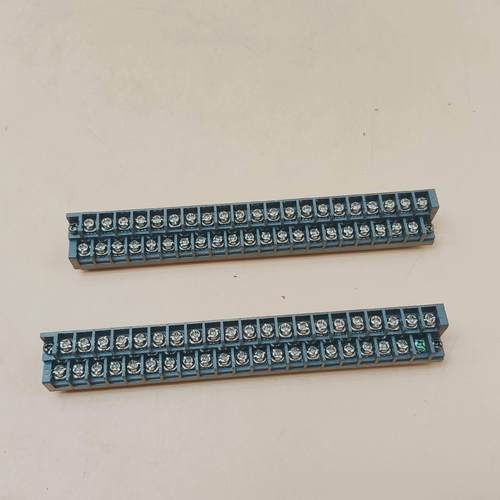 H3U-3232汇川PLC接线端子排现货实物2条 9成新 原