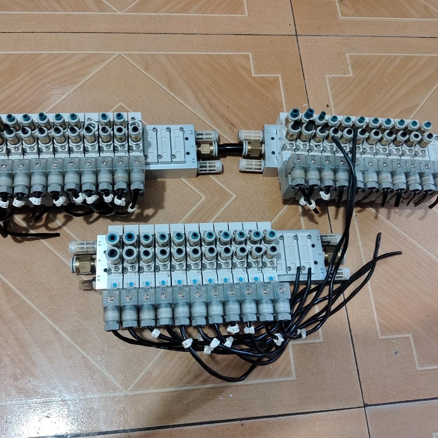 SMC电磁阀SY5120-5DZD-01 功能正常 成色为实