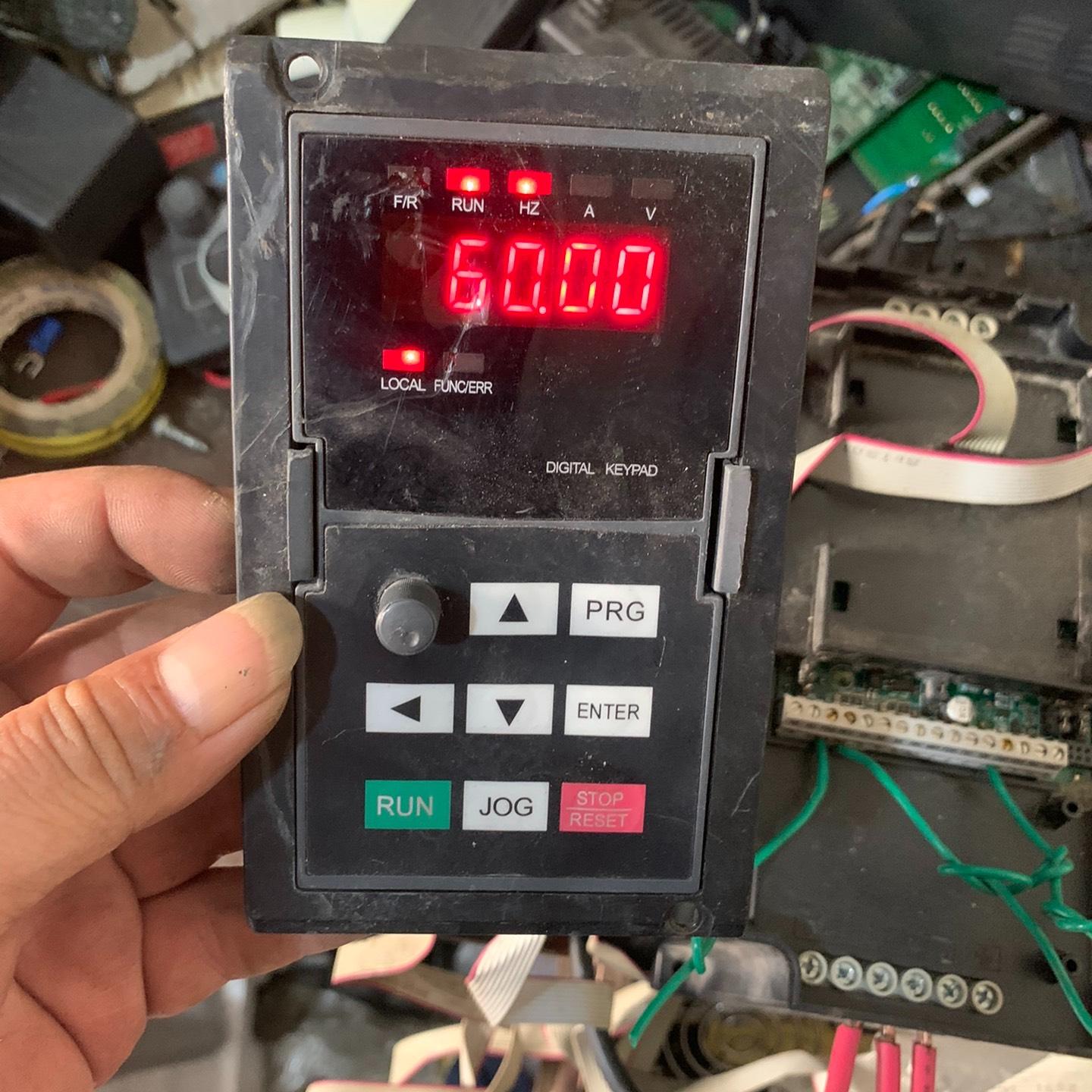 万南变频器 型号:WN90-5.5G/7.5P-4 380V