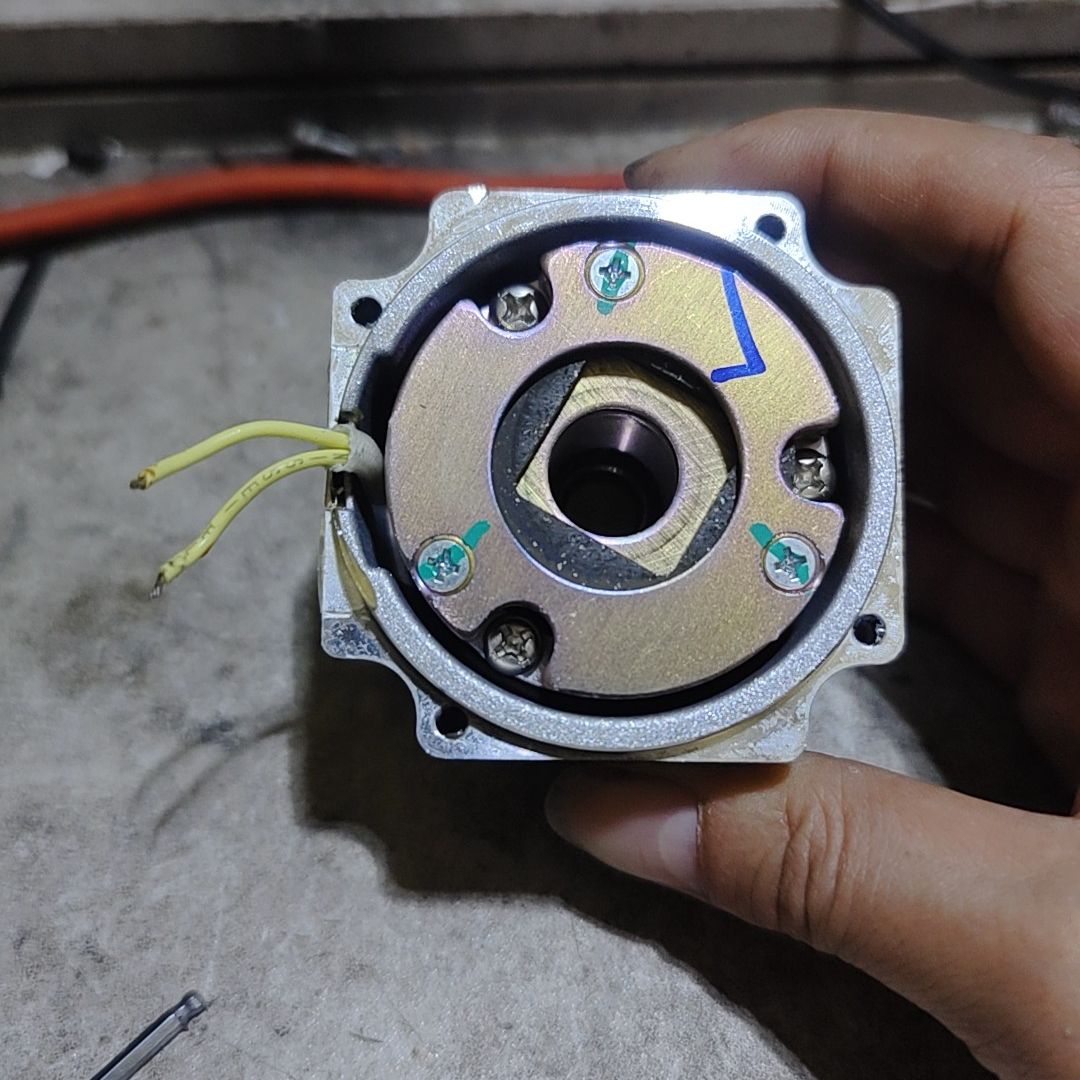 松下A6 MSMF022L1V2M   MHMF042L1V