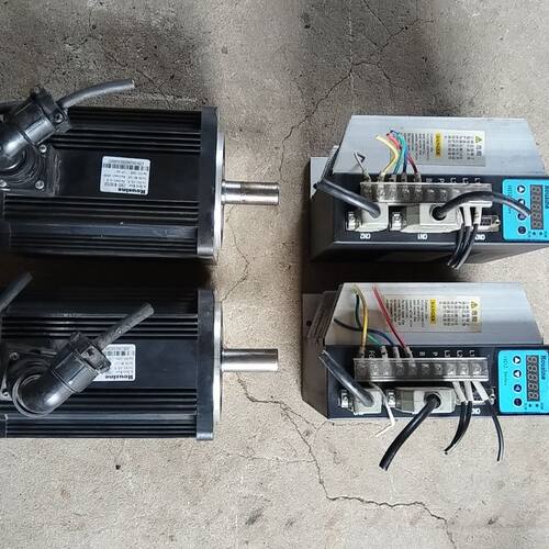 欧信驱动器HD2-50A 电机130ST-M15025LB