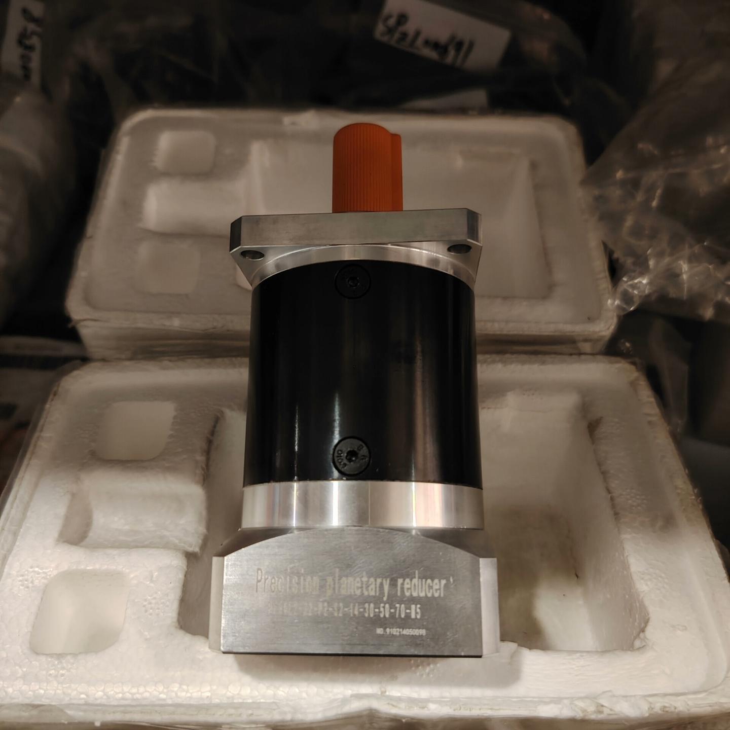 减速机PF60L2-32-P2-S2-14-30-50-70