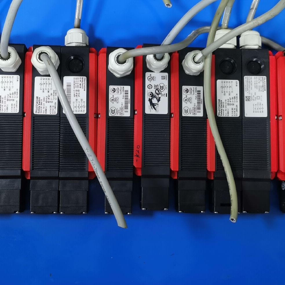 EUCHNER德国安士能 TP4-4121A024M安全门开