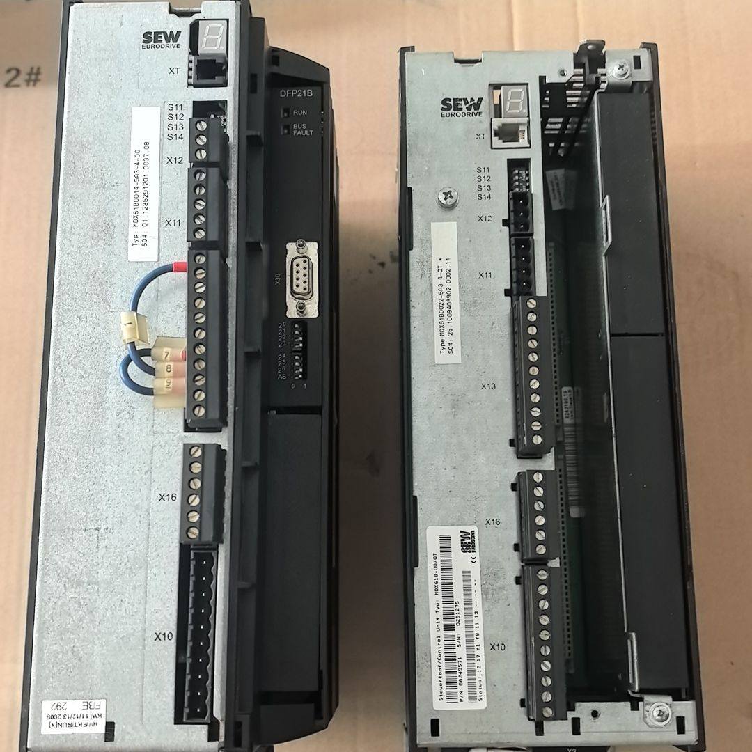 400两台 赛维变频器 MDX61B0014-5A3-4-0