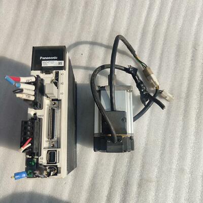 伺服驱动器MADHT1507配电机MHMD022P1C