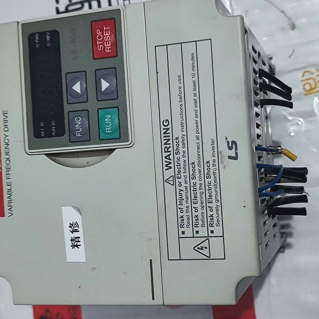 LS/LG韩国变频器 SV015IG5-4  1.5KW 3