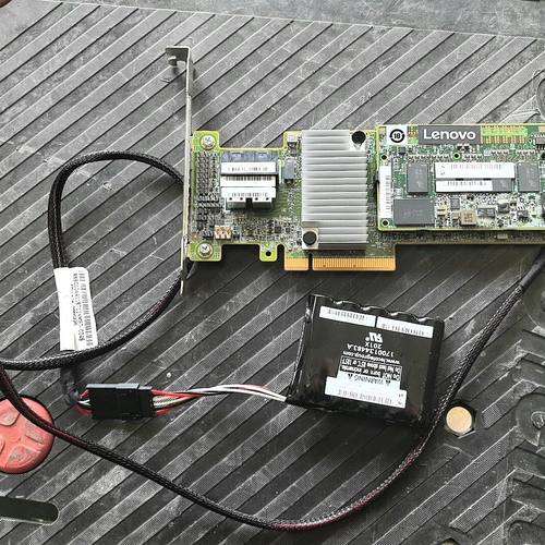 拆机。LSI MegaRAID SAS 9364-8i