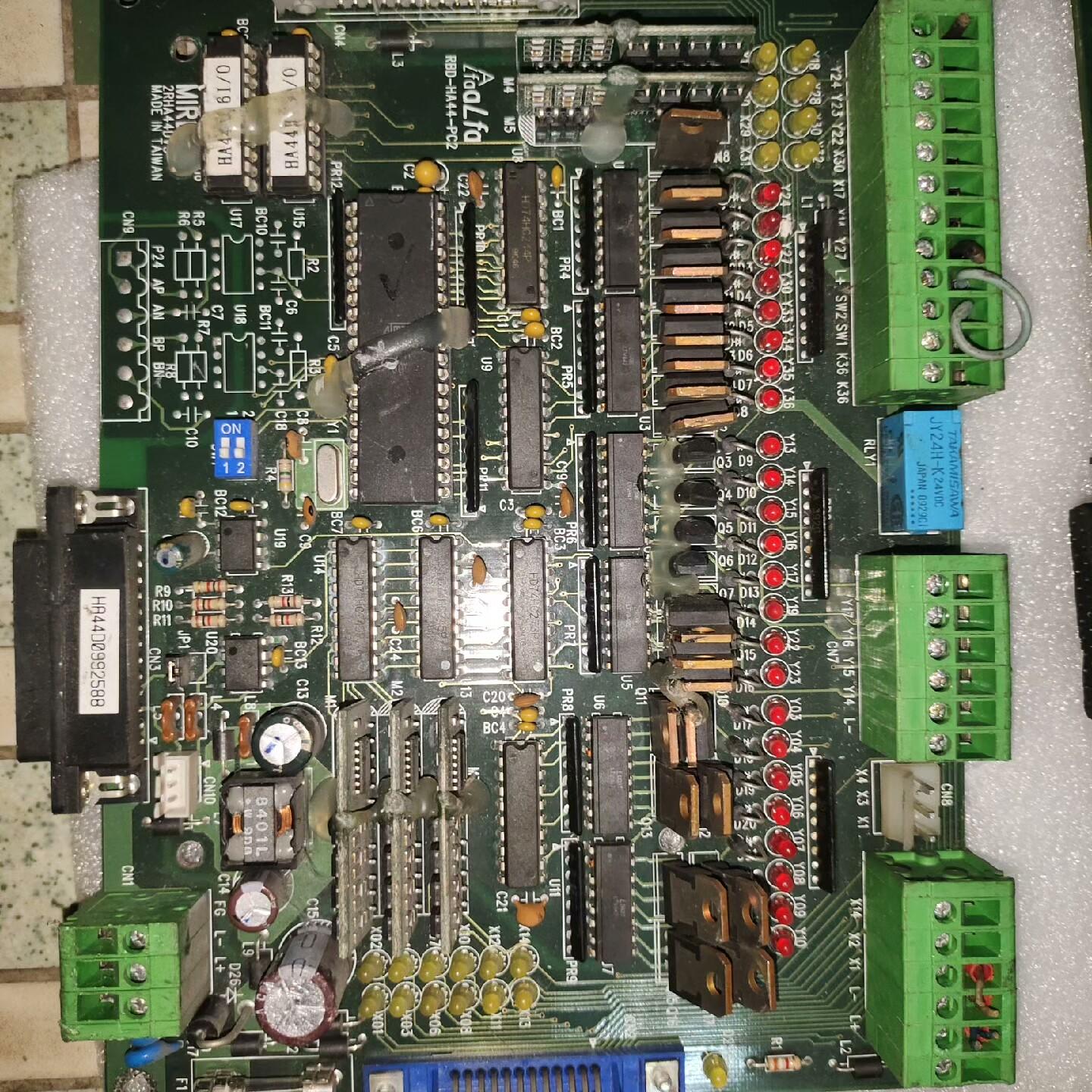 天行机械手控制板MIRLE控制板2RHA44DV3