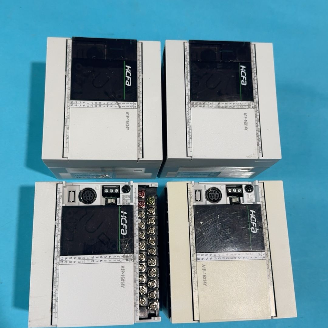 禾川PLC HCA1P-16X14YT-A 两台齐全 两台少