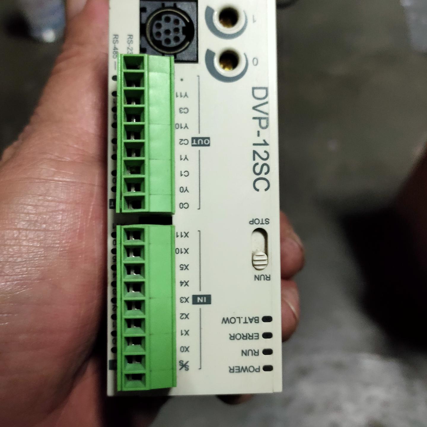 台达dvp12sc11t控制器 成色漂亮功能完好
