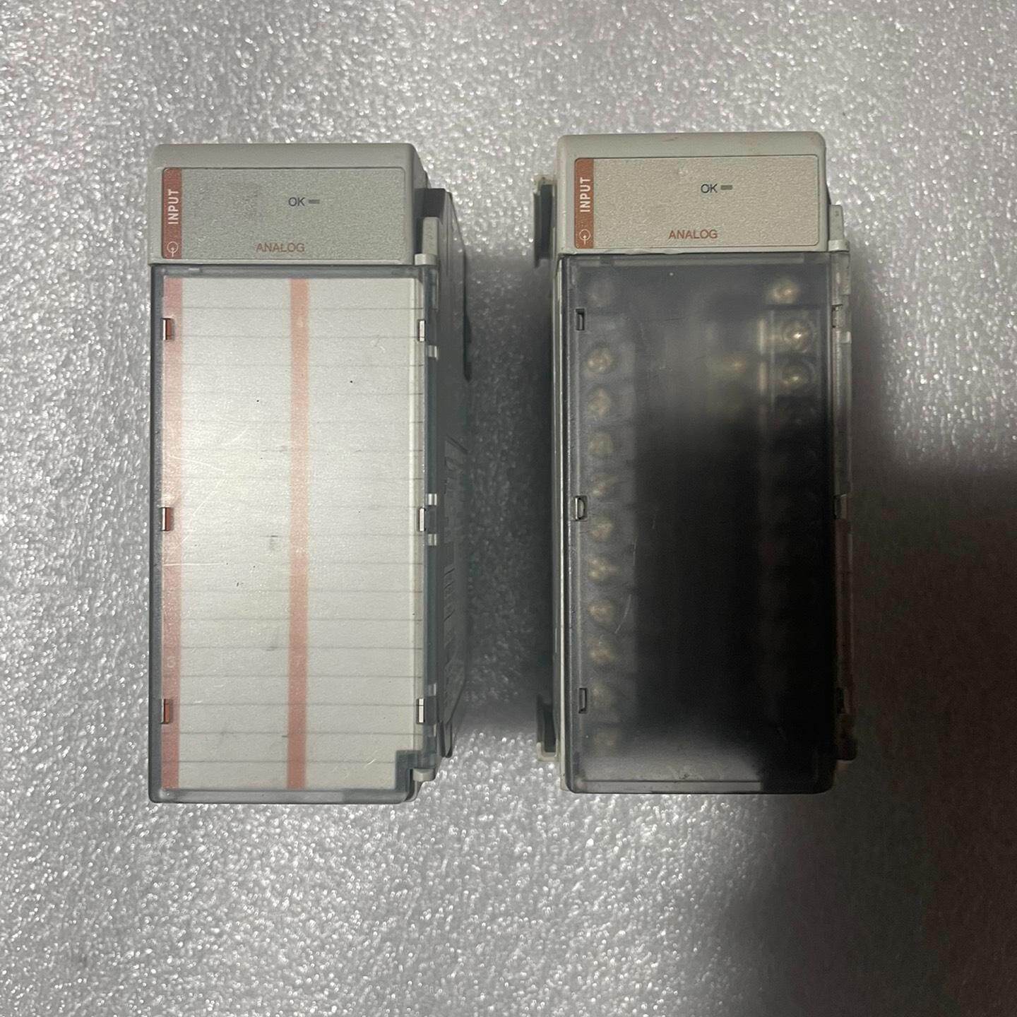 AB罗克韦尔PLC 模块1769-IF8 拆机 成色如图