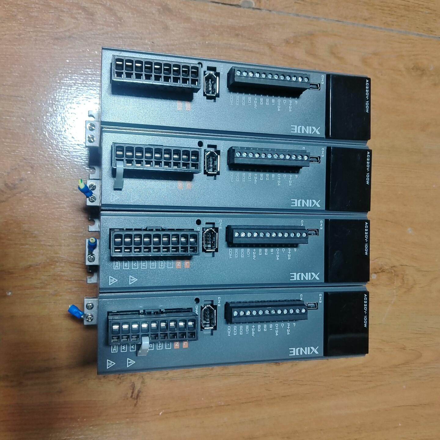 100w伺服驱动DS5L1-20P1-PTA 功能正常