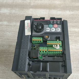 CHT实物拍摄 2.2K 处理 D740 变频器FR