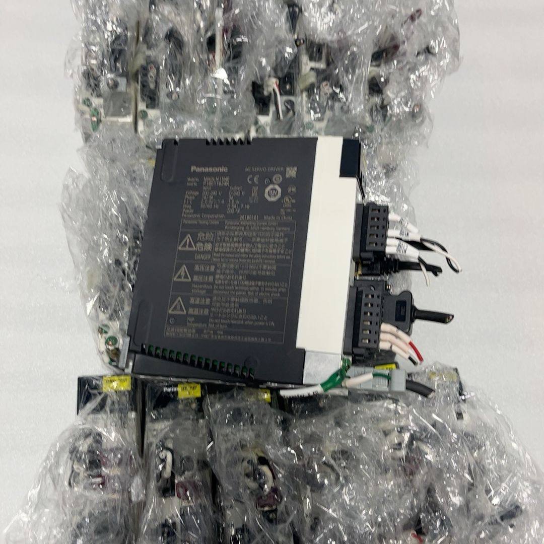 伺服驱动器MADLN15NE