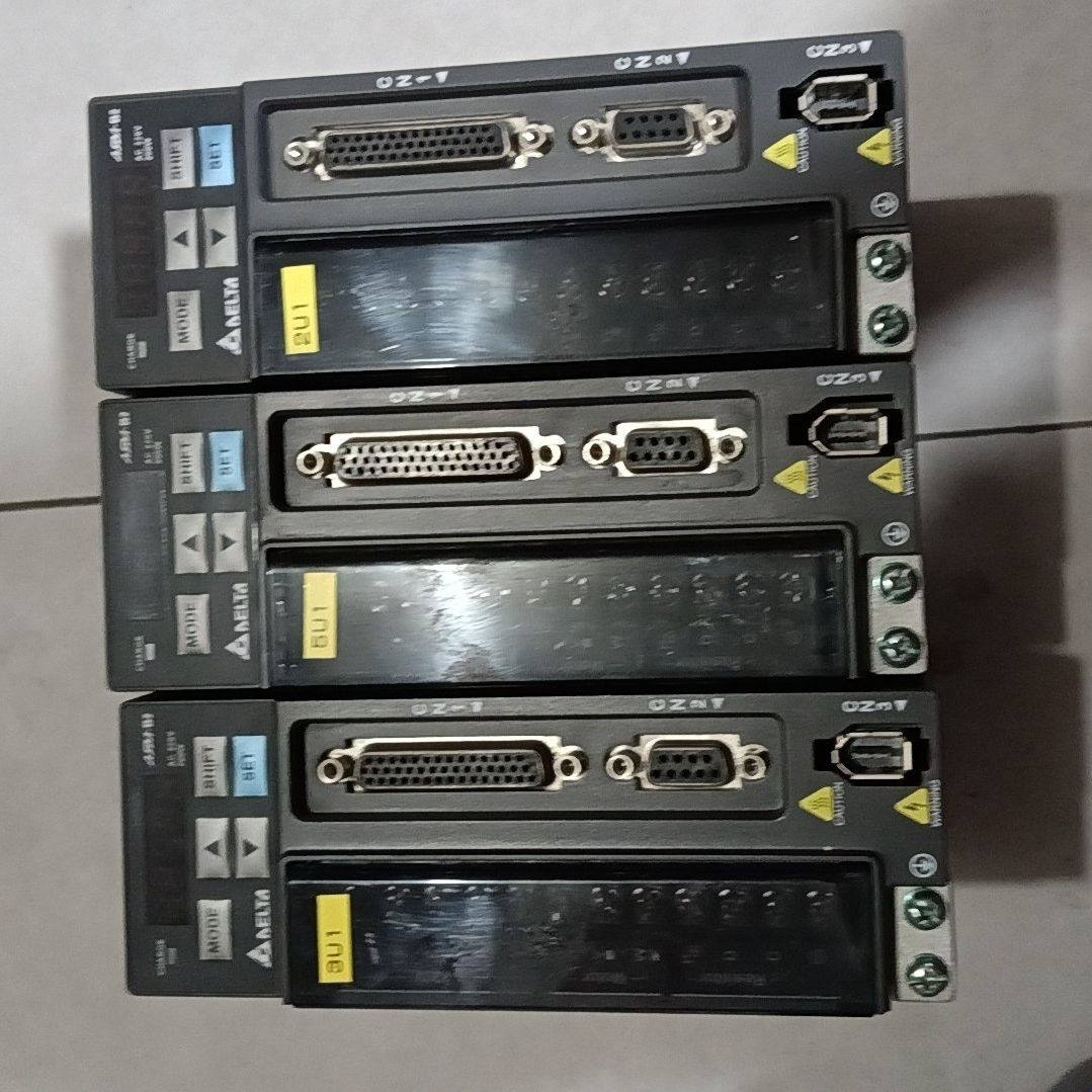 台达伺服ASD-B2-0221-B  200W拆机件 功