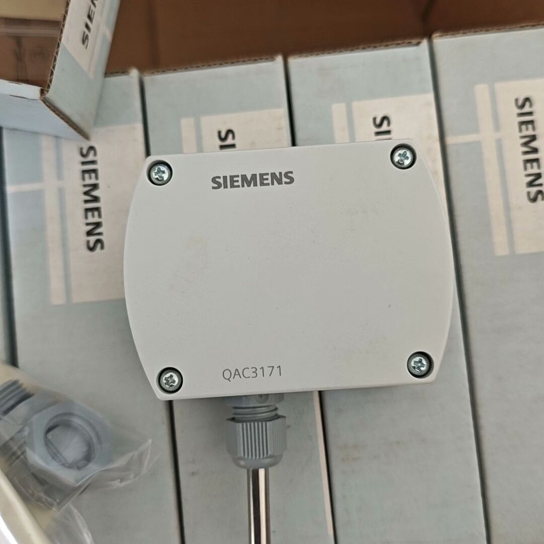 温度传感器 QAC3171  共1每个59