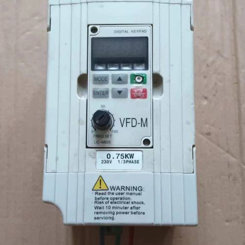 台达变频器VFD007M21A 0.75kw 220v 拆机