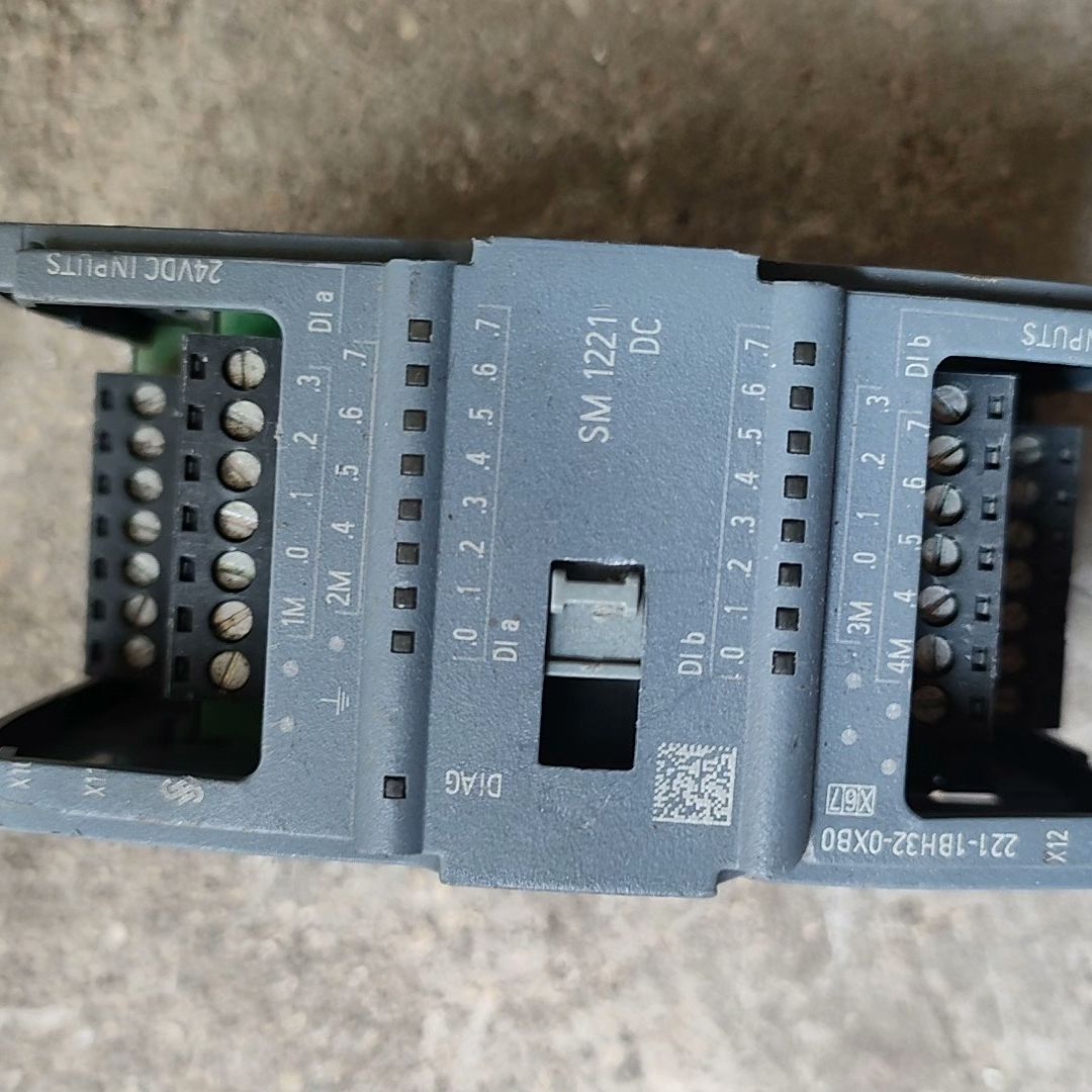 6ES7 221-1BH32-0XB0  拆机件  缺