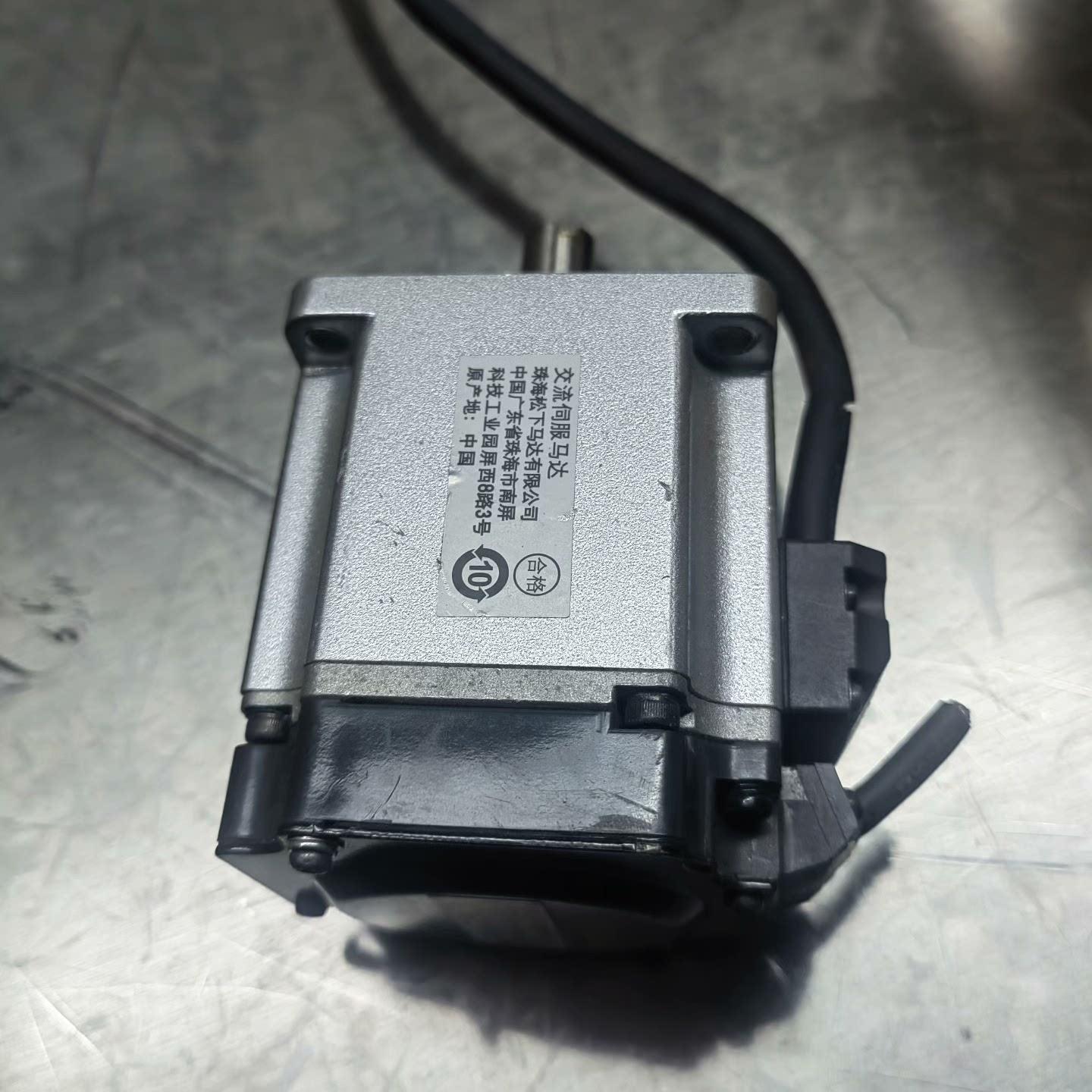 A6伺服电机MHMF022L1U2M 200W 图片实物