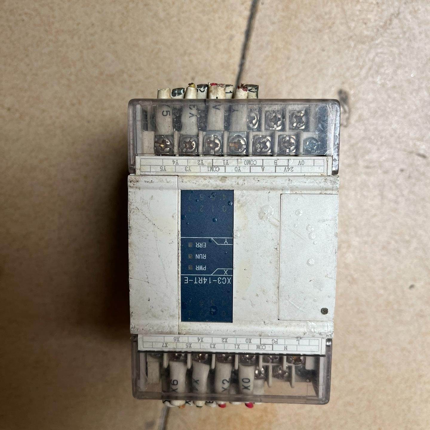plc xC3-14RT-E 拆机货 成色如图 需要的带