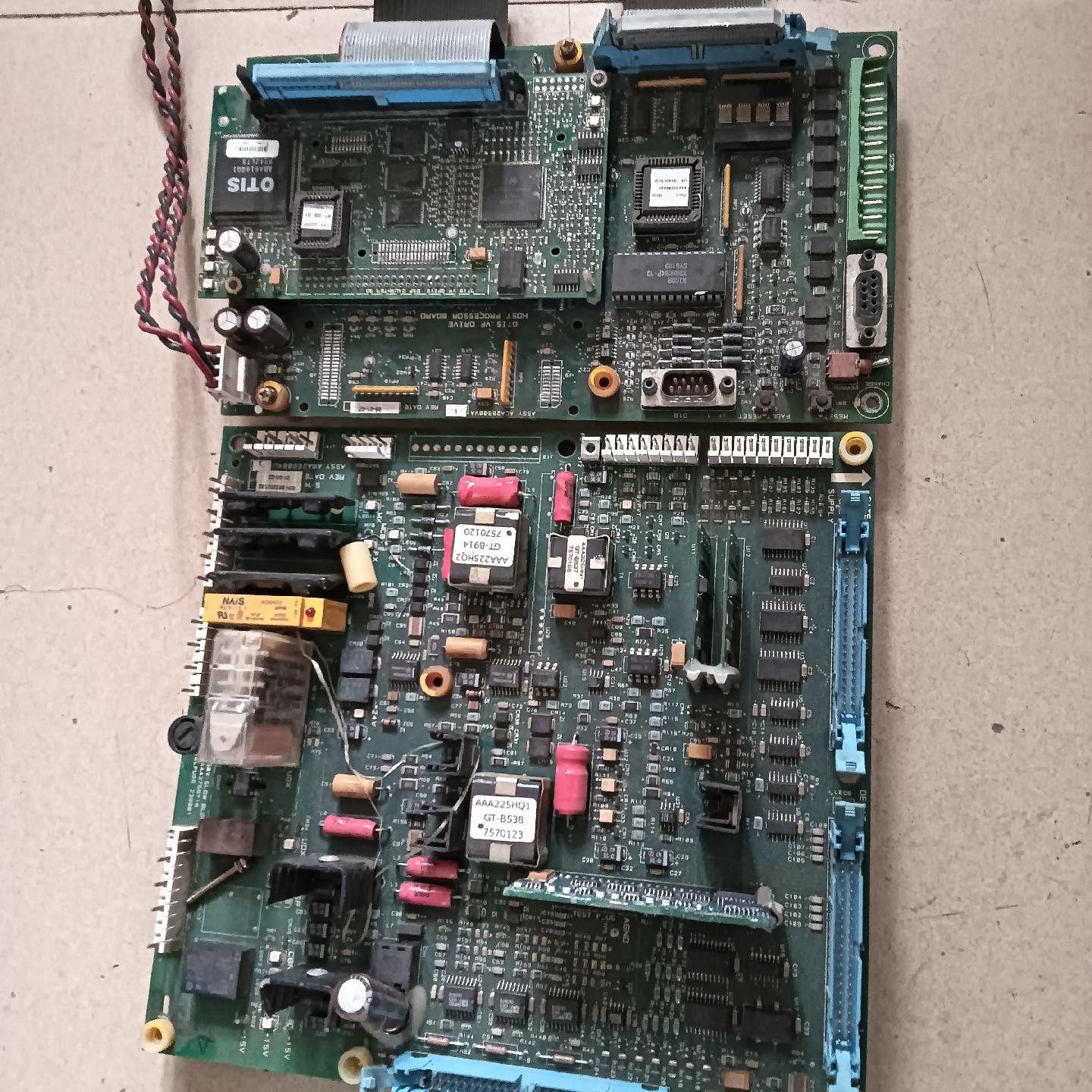 OTIS奥的斯驱动板ABA26800XU2  拆机的产品。单