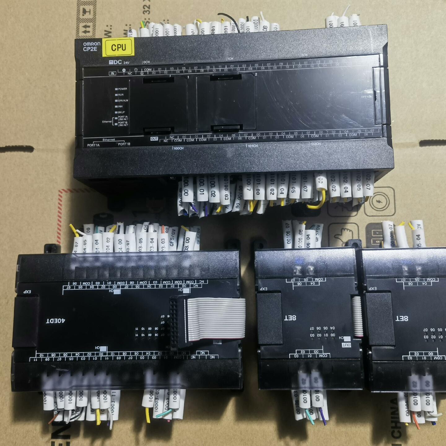 PLC.CP2E-N60DT-D/CP1W-40EDT