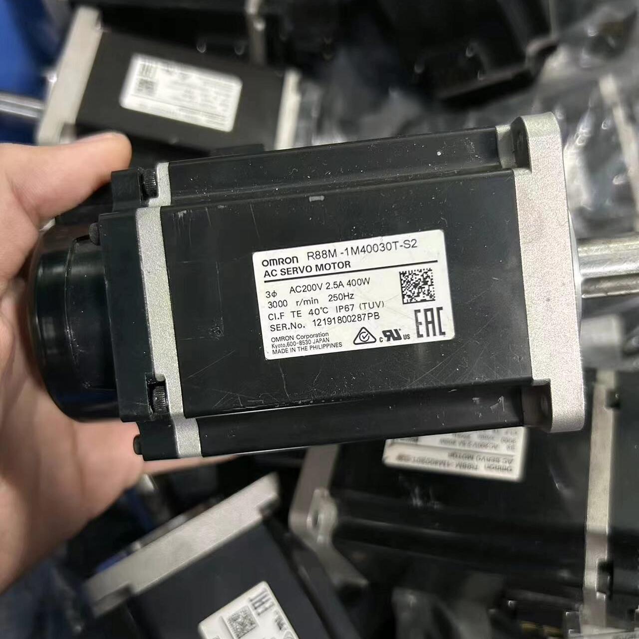 电机R88M-1M40030T-S2 正常拆机 成