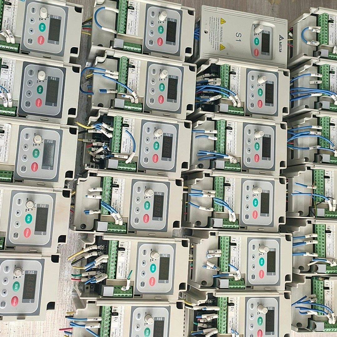 台达变频器VFD004S21A拆机 实物拍摄 成色如图