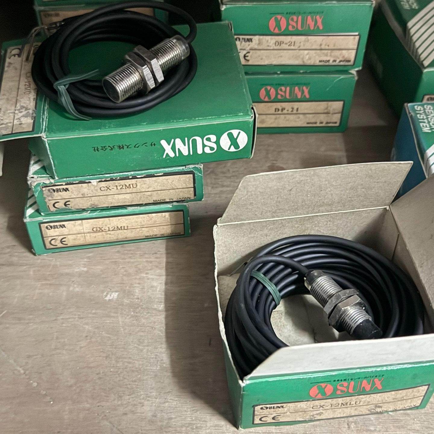 CX-12MU CX-12MLU 神视SUNX传感器