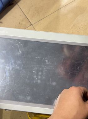 昆仑通态15寸触摸屏 型号TPC1530Ki 成色如图