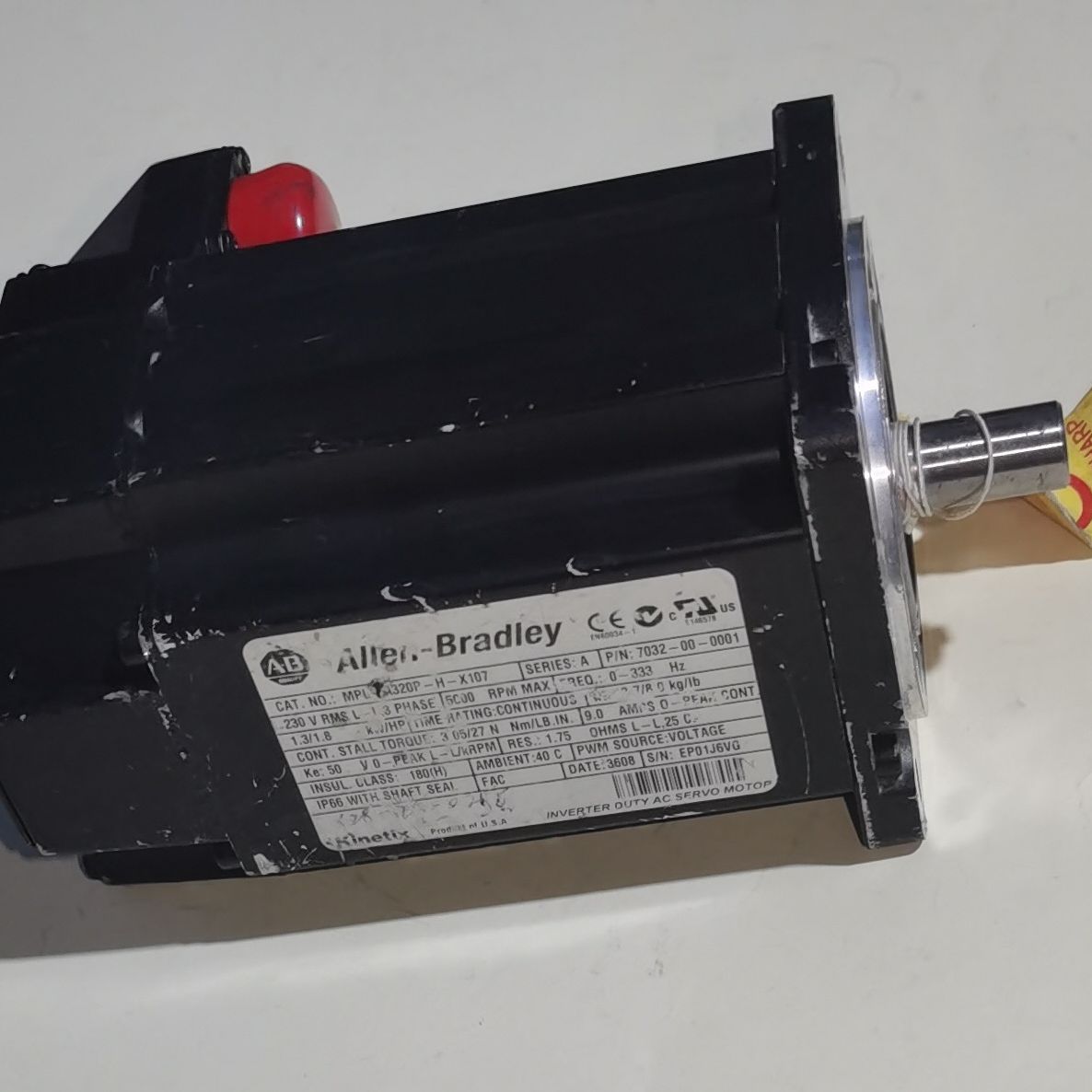 ab mpl-a320p-h-x107 伺服电机 未使用