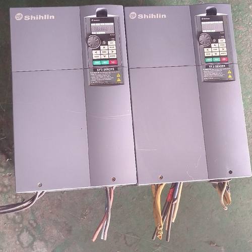 士林变频器37KW/45KW   SF3-043-45K/3