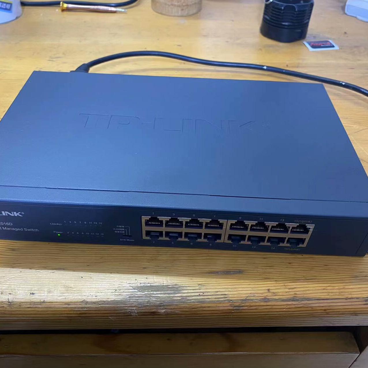 TP-LINKTL-SG2016D 全千兆云管理交换机 端口