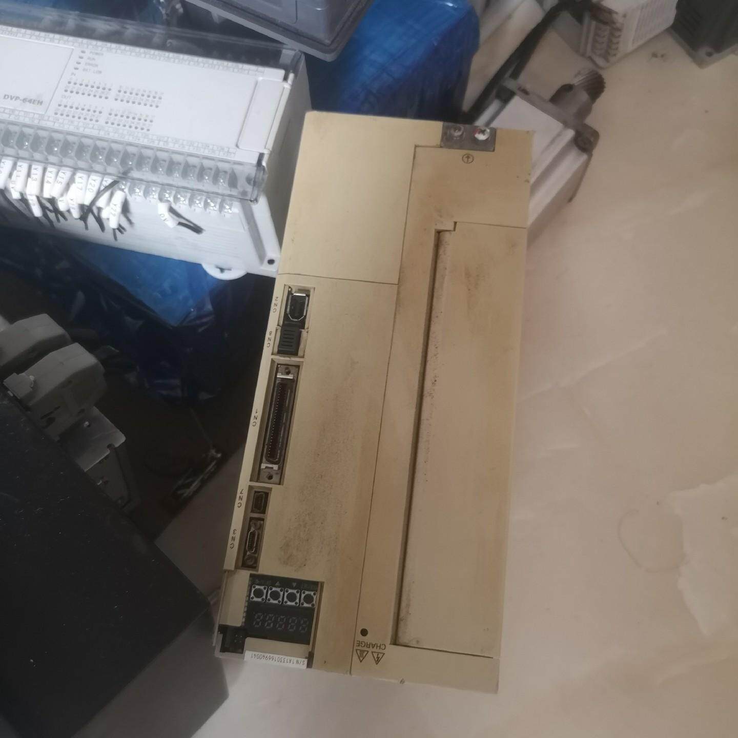 安川伺服sgdv-330a01a成色如图处理了