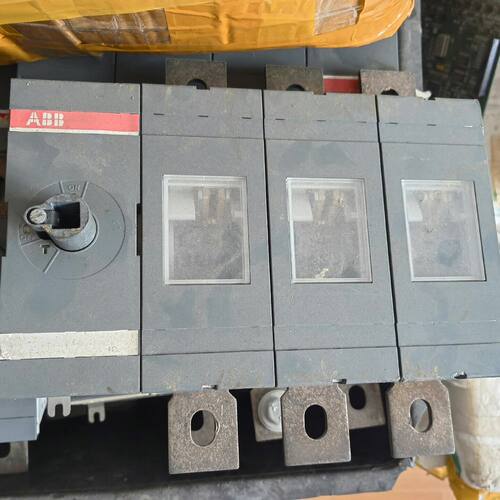 手动单投转换负荷隔离开关OT800E03P 800A 3P三
