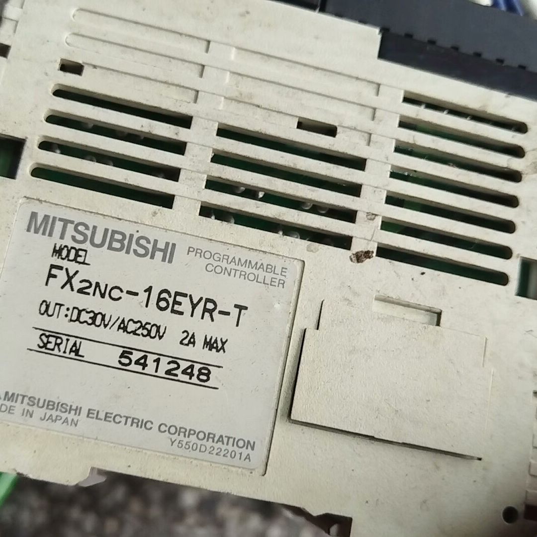 FX2NC-16EX EYR-T  一起打包  模块