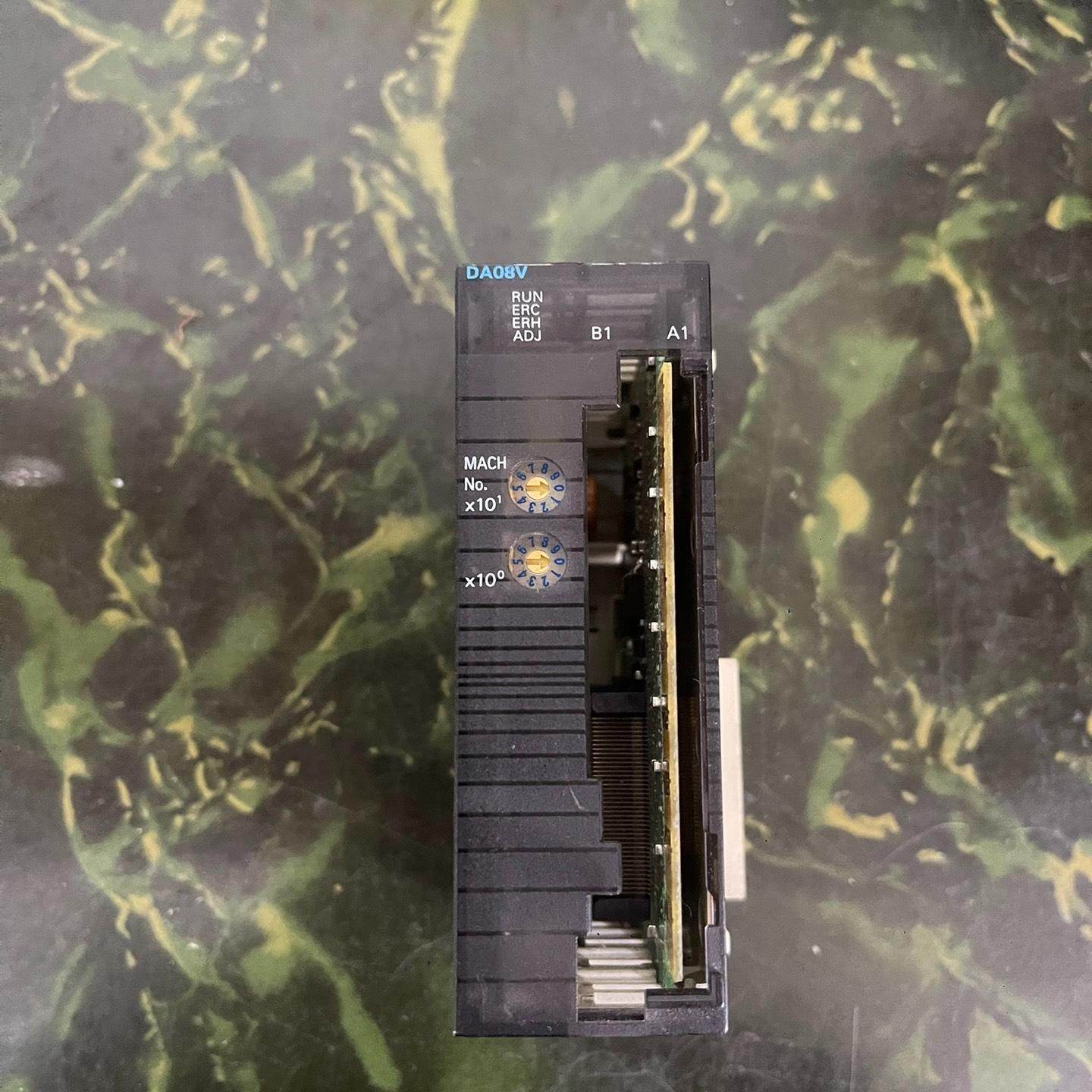 CJ1W-DAO8V 功能包好成色很好处理