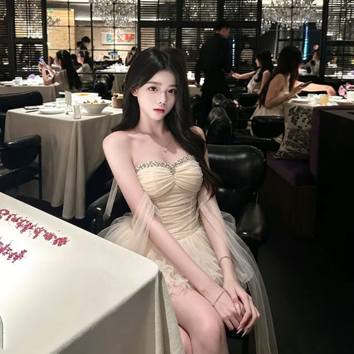 party晚礼服轻奢名媛抹胸连衣裙