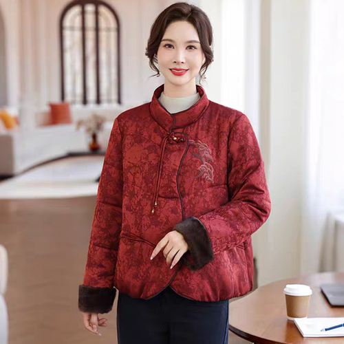 新中式国风妈妈装冬季时尚好看复古刺绣提花短款绵羊毛厚外套
