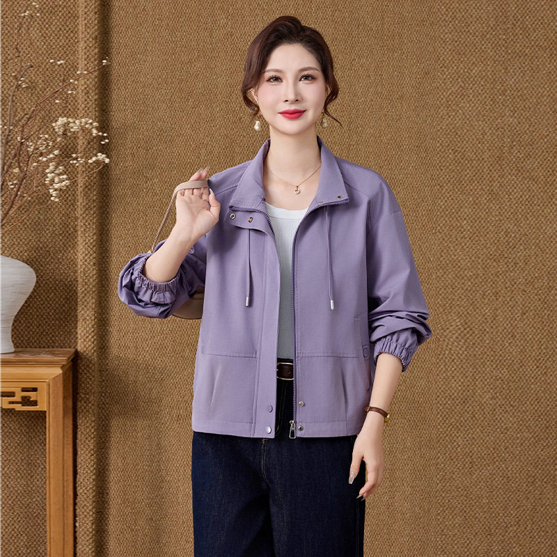 鹤福女装时尚妈妈装洋气翻领风衣女休闲外套中老年女装休闲上衣女