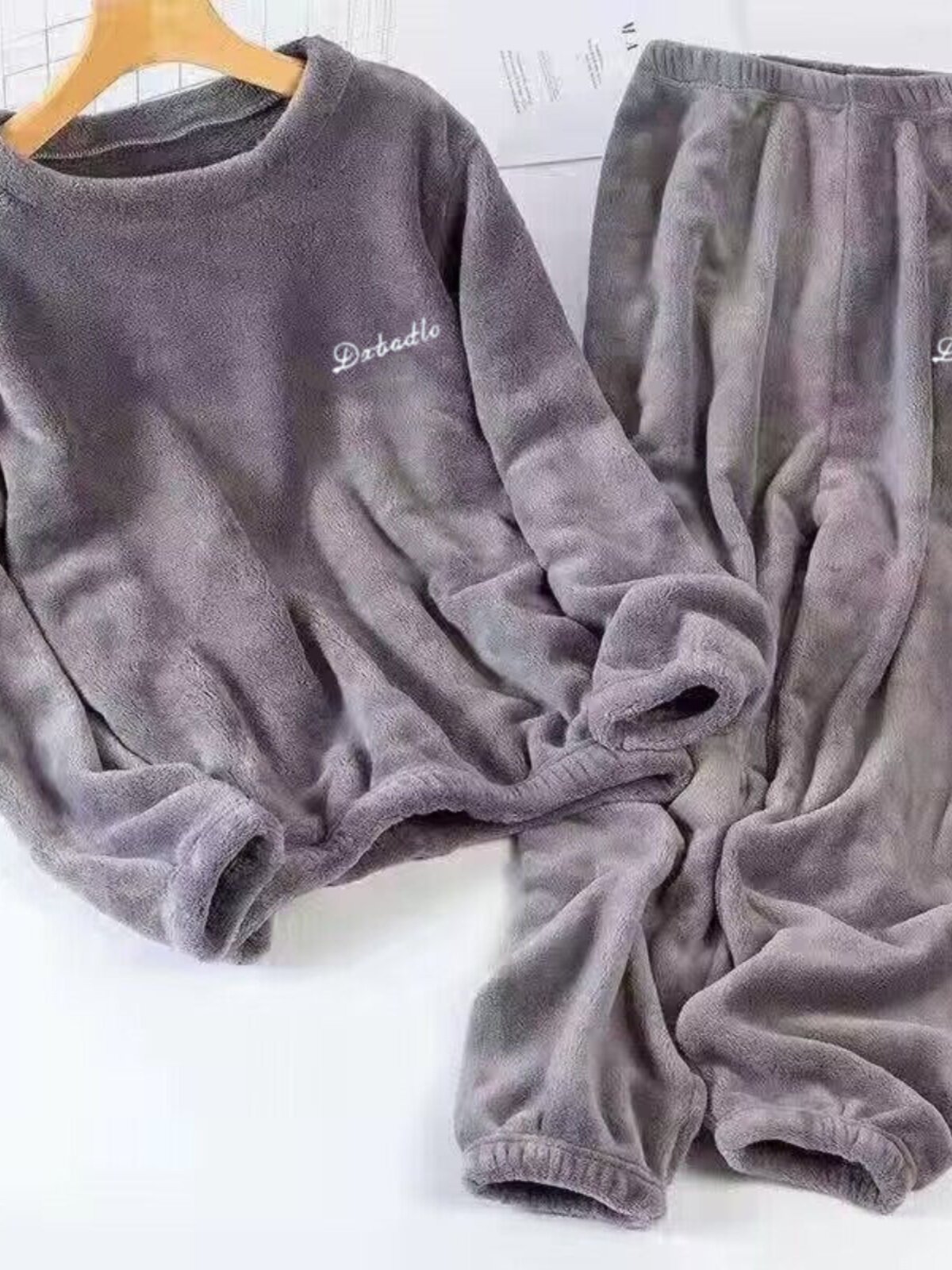 SINGLE|SET CORAL VELVET MEN AND WOMEN WINTER WARM FLEECE THICKENED LOOSE LOUNGEWEAR PAJAMAS SPORTSWEAR TO WEAR