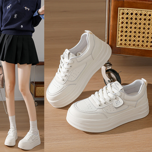 踩屎感真皮超轻小白鞋女款2026新款春季爆款百搭软底学生运动板鞋