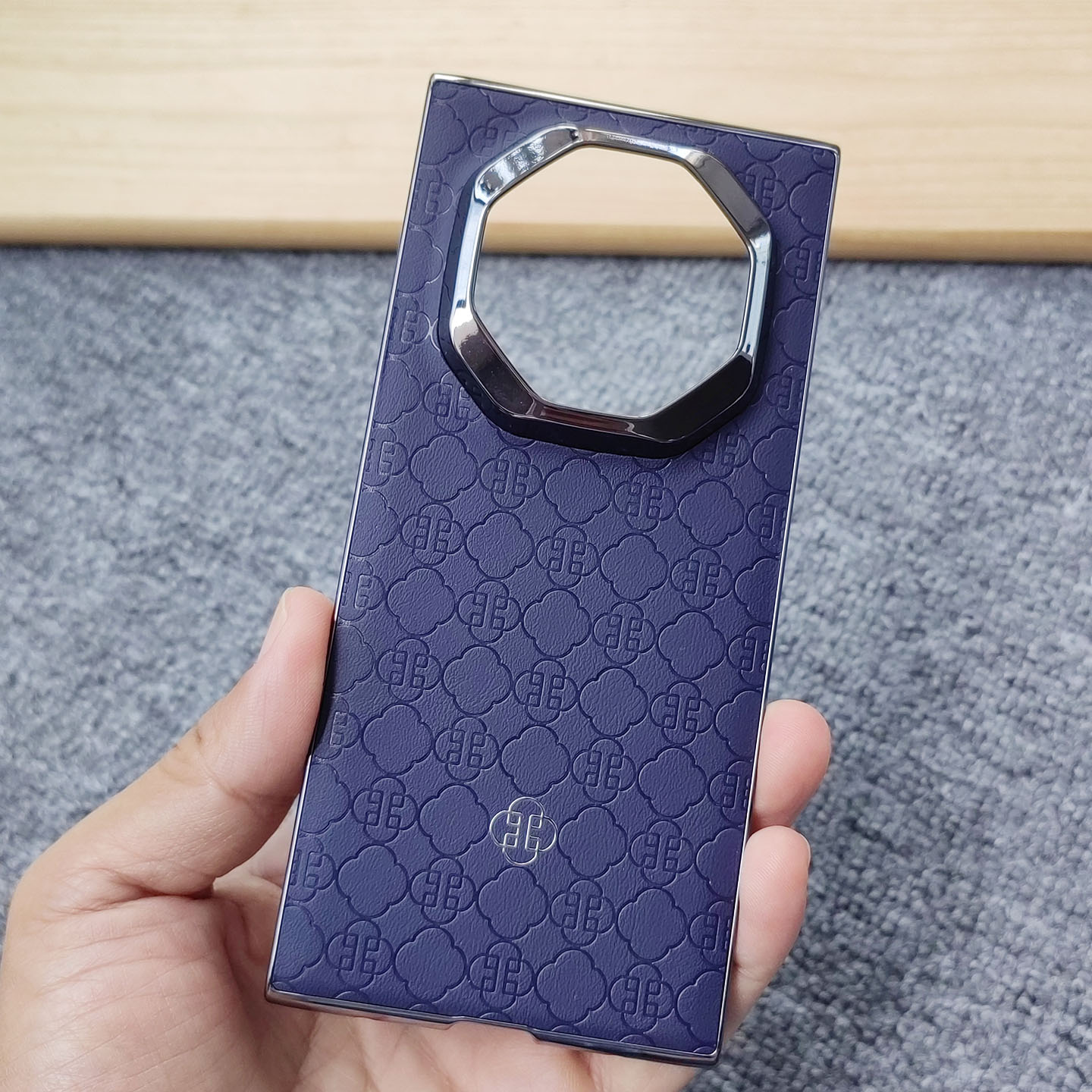 MateXT2非凡大师磁吸手机壳