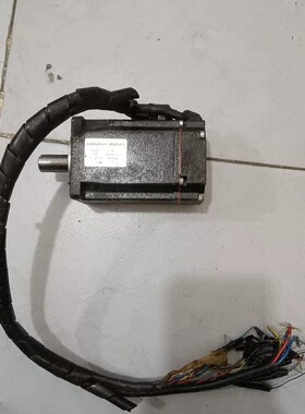 议价低压伺服电机 400W，型号SM060R40C30MNAD，