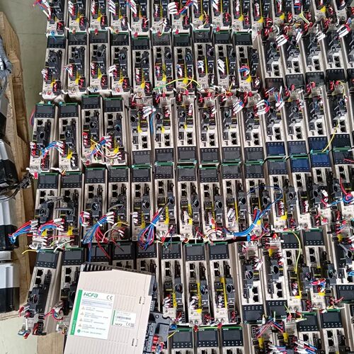 议价KCFA伺服电机SV-X3EB040A-A2/SV-X2MH