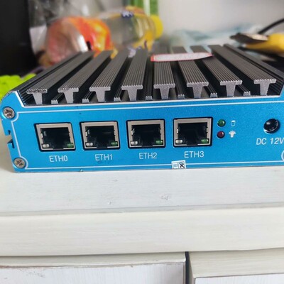 议价倍控j4125四网口2.5g软路由，四个2.5g网口，网卡为