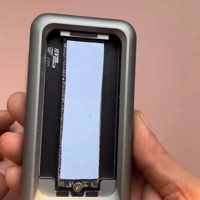 议价GODO雷电4硬盘盒，支持USB4、USB3.1，m.2 N